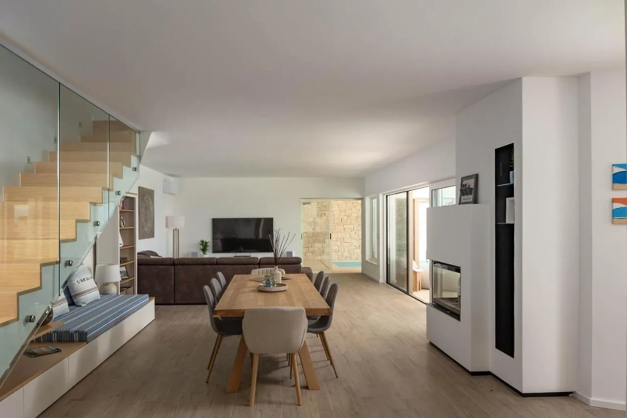 Luxury Villa Dana Indoor Pool And Sauna - Happy Rentals Icici 0*,  Croatia