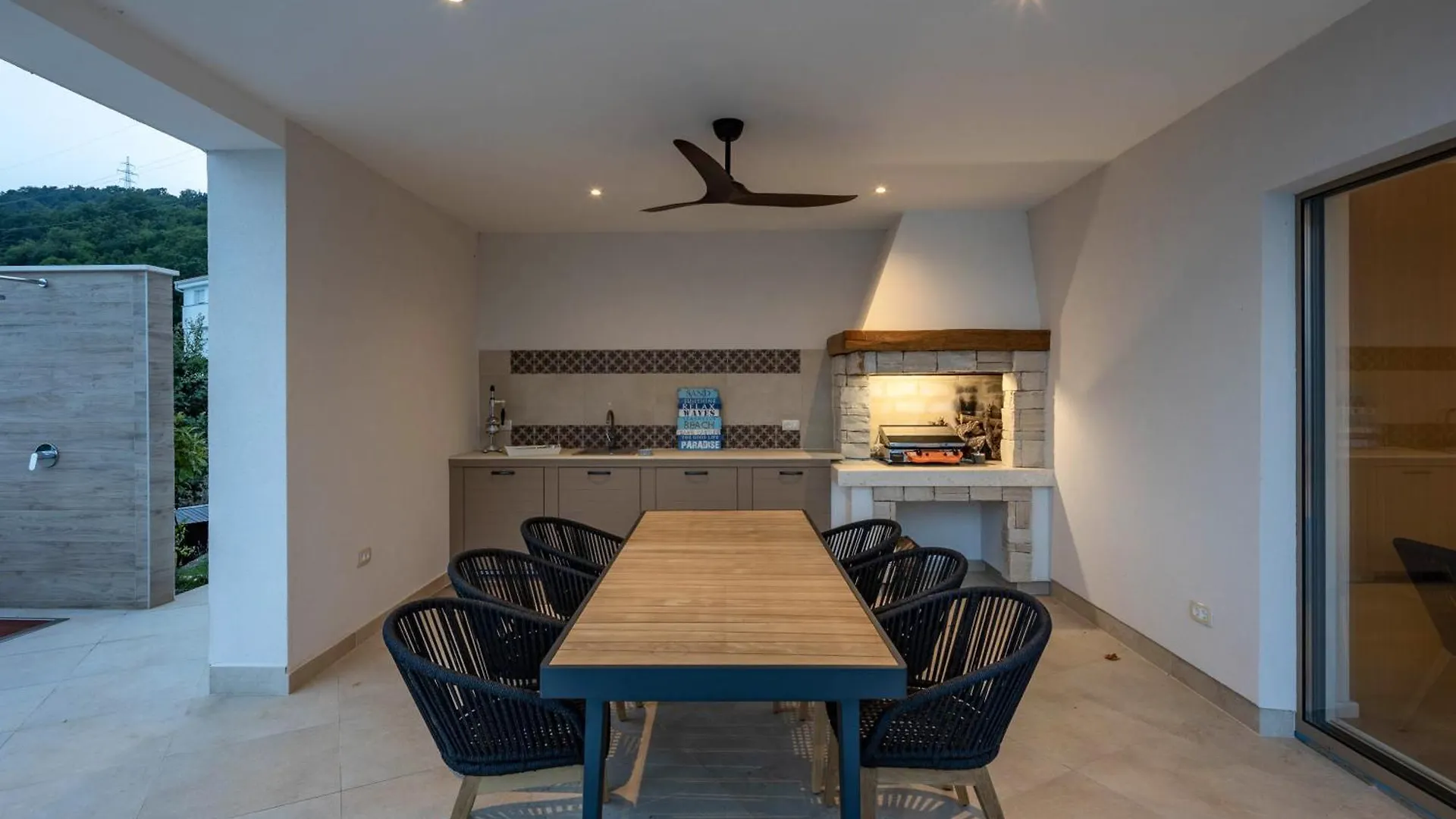 Luxury Villa Dana Indoor Pool And Sauna - Happy Rentals Icici