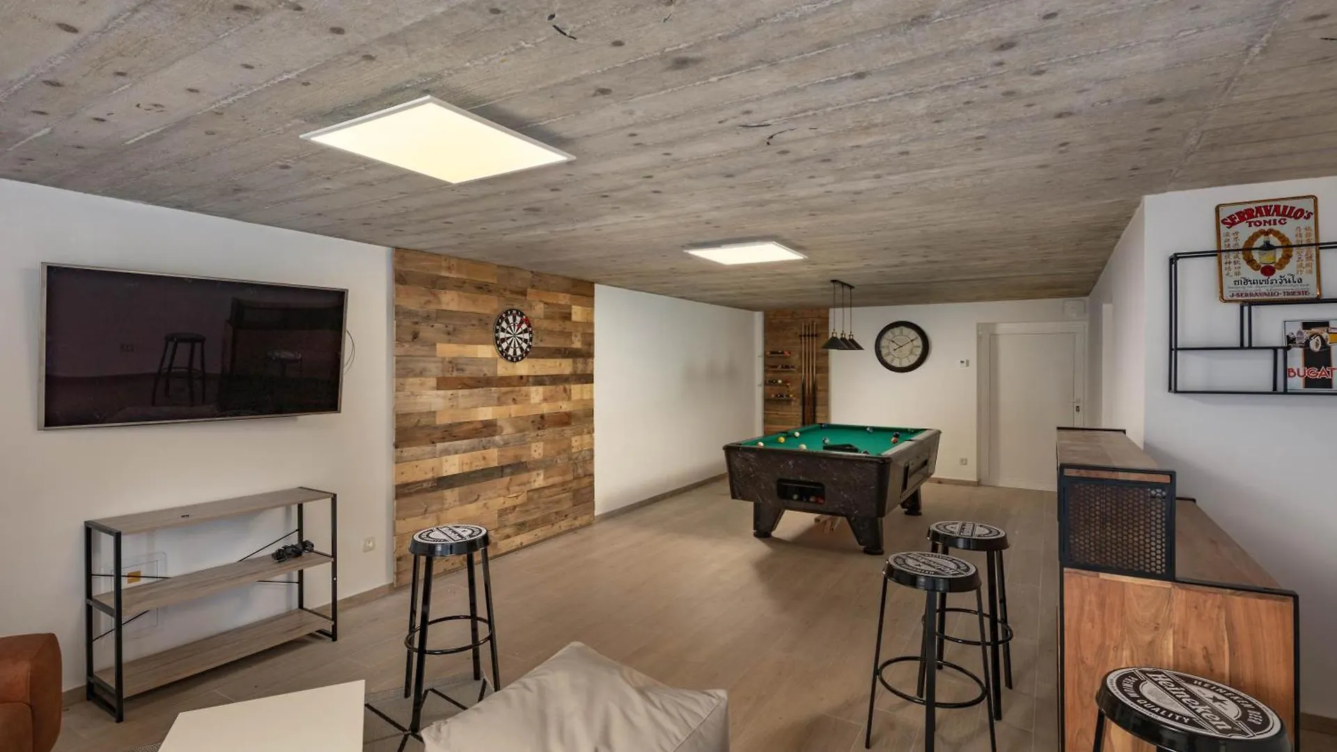 Luxury Villa Dana Indoor Pool And Sauna - Happy Rentals Icici